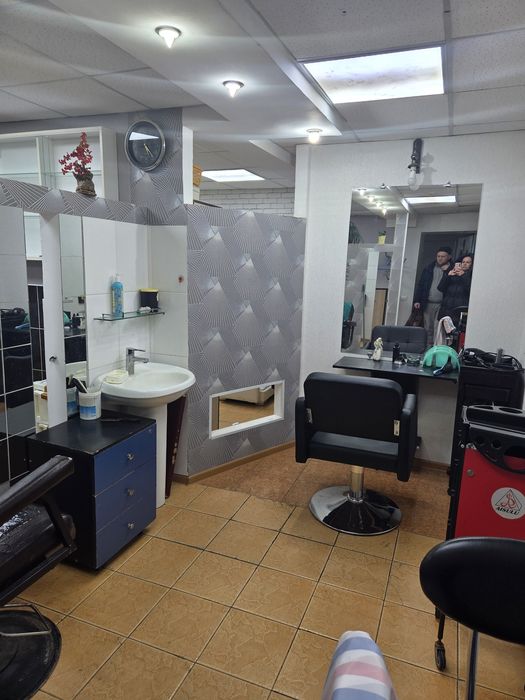 Сдам в аренду парикмахерскую