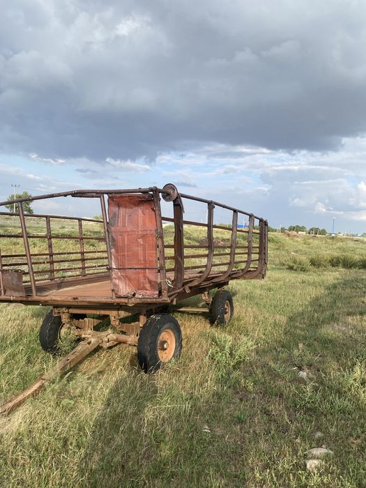 Продам телегу сеновозку ПТС 4