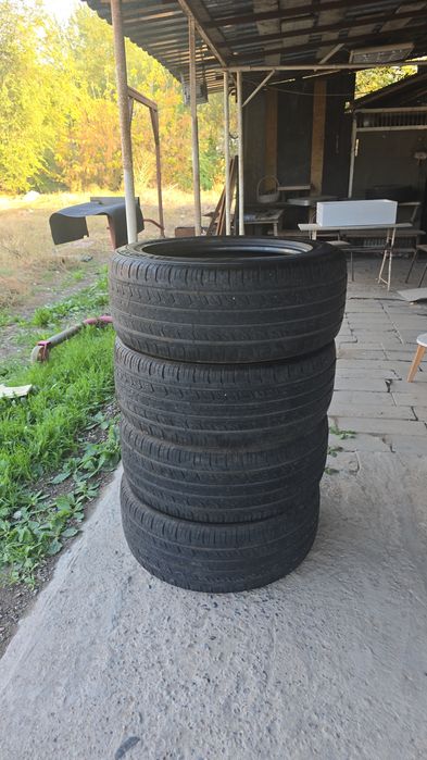 Продам шины в комплекте