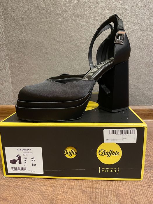 BUFFALO сатинирани обувки My  Dorsay с платформа