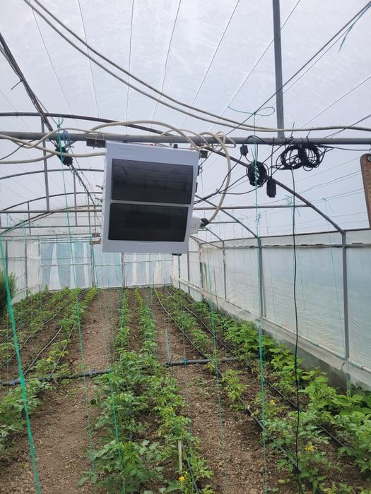 Modul automatizare aerisire și irigare solar legume