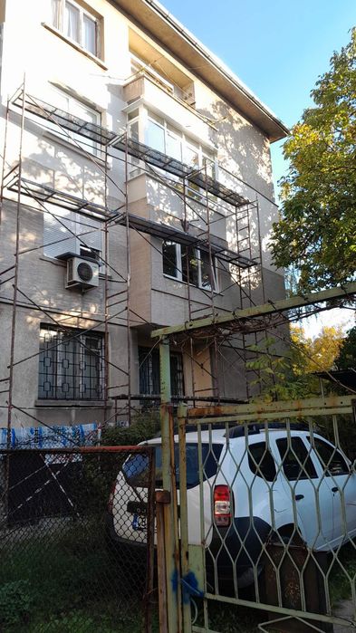 Външна изолация и топлоизолации с алпинисти, автовишка, изолации скел