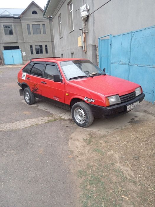 Lada 2109 sotiladi