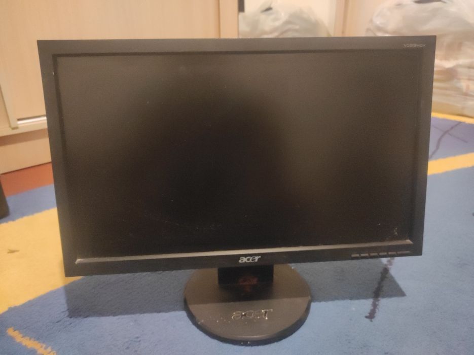 Мониторы HKC, Acer 19, 20 дюйм