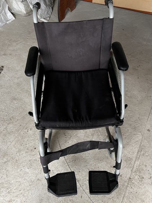 Инвалидная коляска