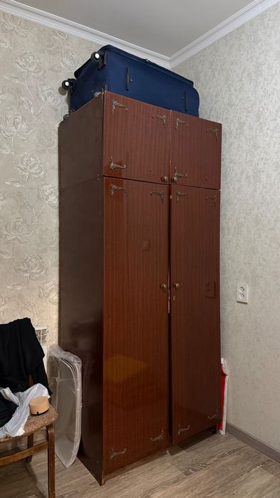 Отдам старые шкафы! СРОЧНО!