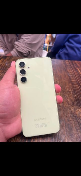 Samsung Galaxy A54 128GB экран сломан