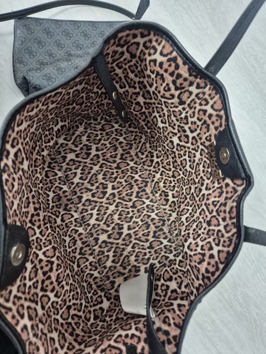 Poșetă Guess originala