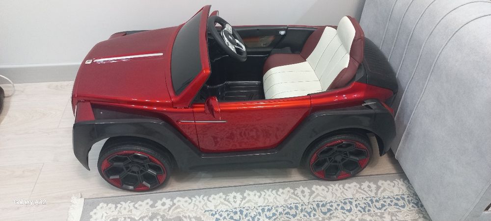 Электромобиль детский