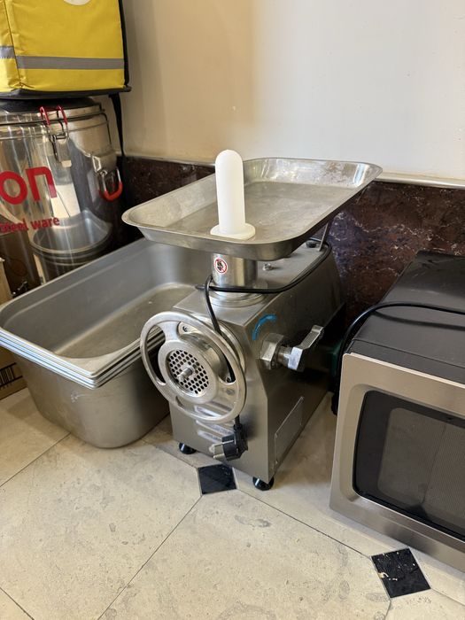 Фритюрница сотилади идеал холатда