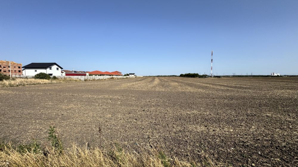 Vand teren 10.000mp pretabil dezvoltare imobiliara