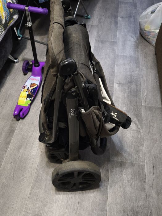 Продается детская коляска JOLE