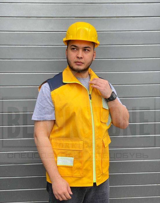 Спецодежда жилетка для рабочих, строителей
