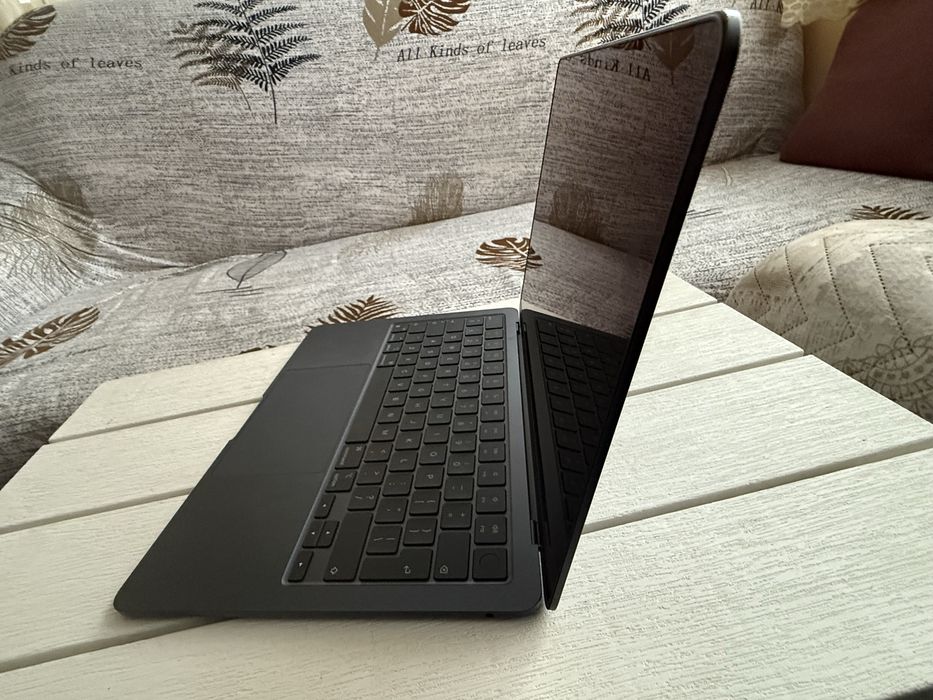 macbook air 13 m3 Гаранционен