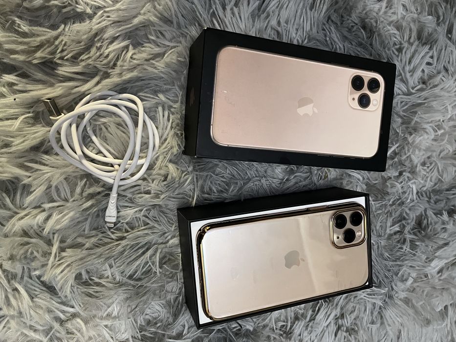 Продам телефон Айфон 11 Pro