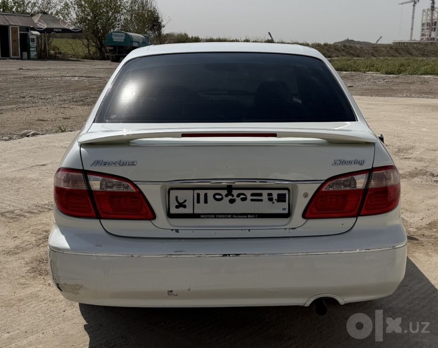 Nissan maxima A 33