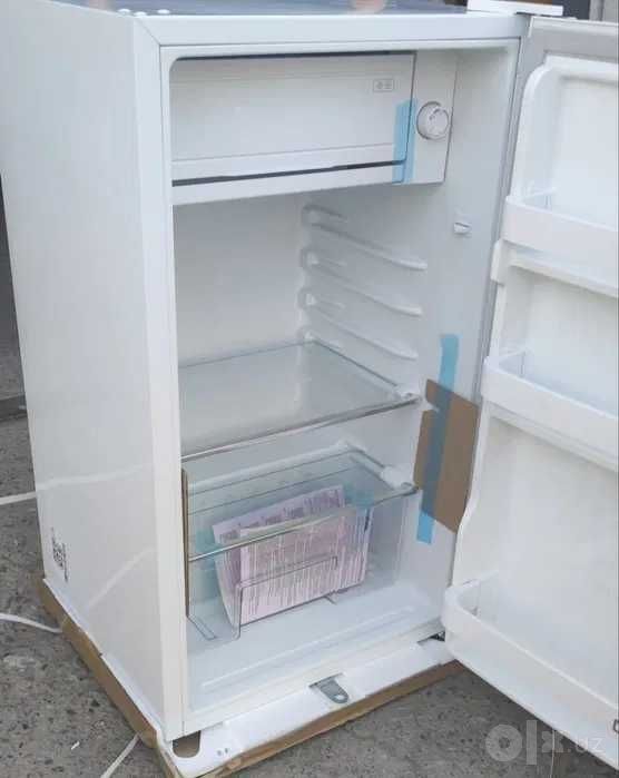 Мини холодильник Artel 90 л