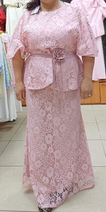 Платье нарядное р.50