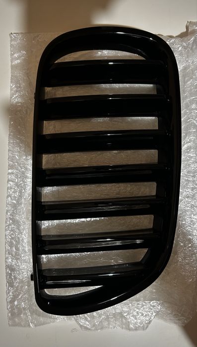 Решетки за bmw e83