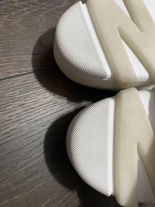 basket sneakers icon