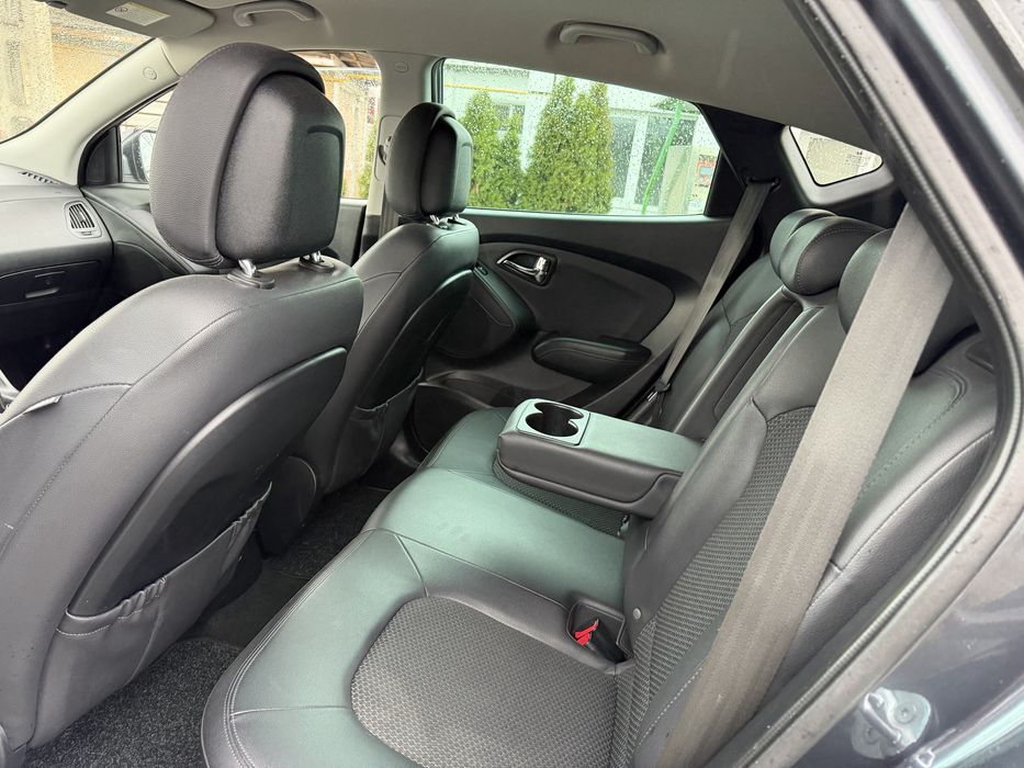 Hyundai IX35 2012 2.0 diesel 184 cp 4x4 Nr rosii Valabile