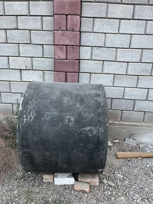 Продам железобетонный кольцо