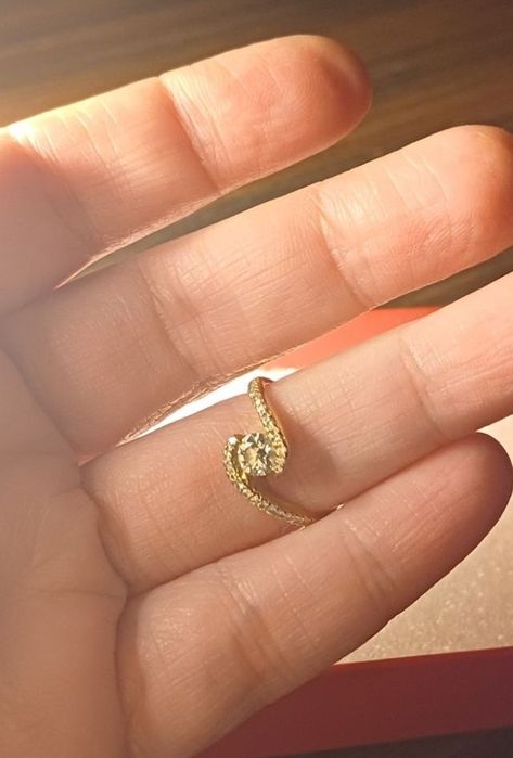 Inel aur 18K cu diamant natural 0,43 ct + 30 diamante | Acte | Dubai.