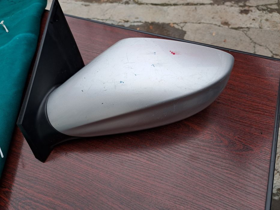 Зеркало боковое левое