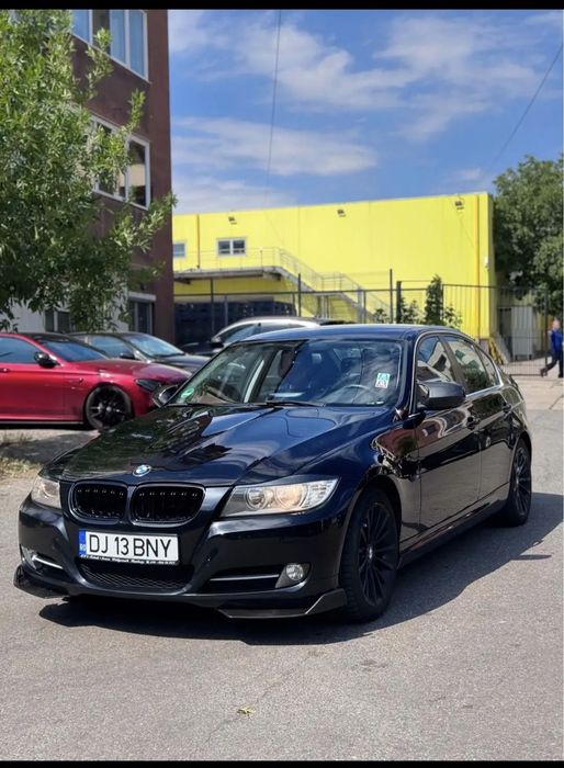 Vând  BMW e90 facelift din 2010 în stare perfectă, itp  valabil  ofer fiscal pe loc, pentru mai multe detalii mesaj în privat