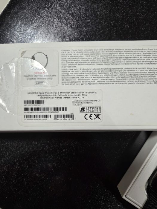 Vand ceas apple seria 6 ca nou