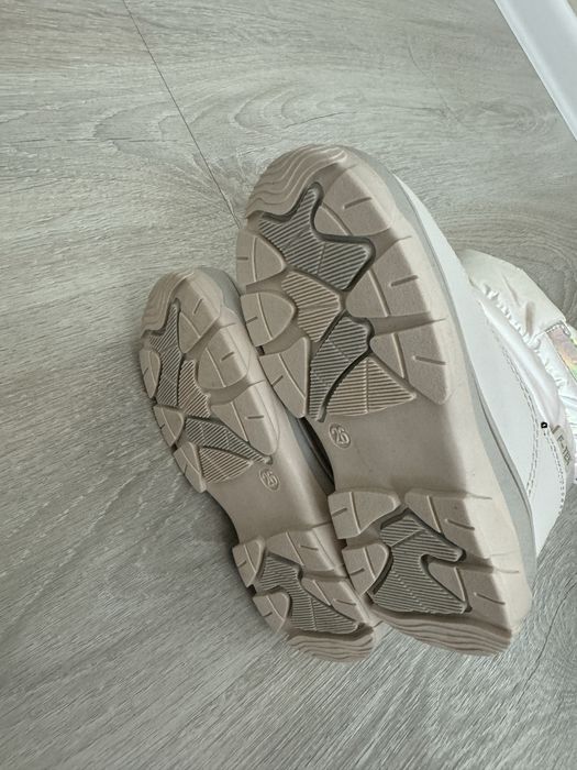 Новые сапоги 26 размер