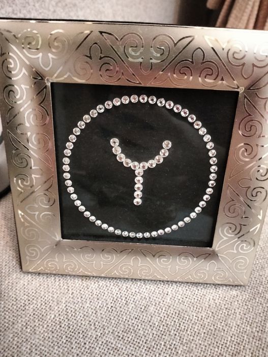 Продам сувенирные рамки Сваровски