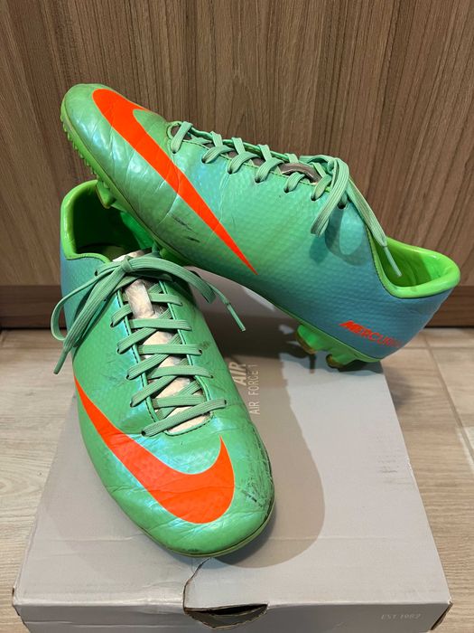 nke mercurial VICTORY IV бутонки ,калеври, футболни обувки номер 40,5