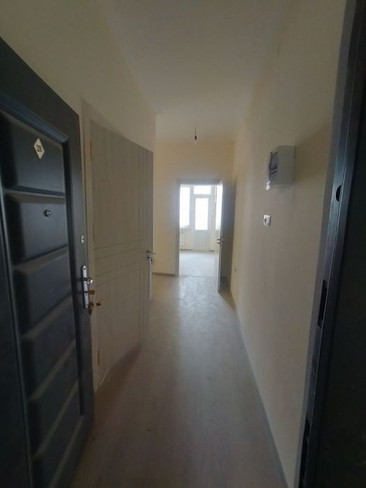 Motrid 9 etaj 2 xonali sotiladi