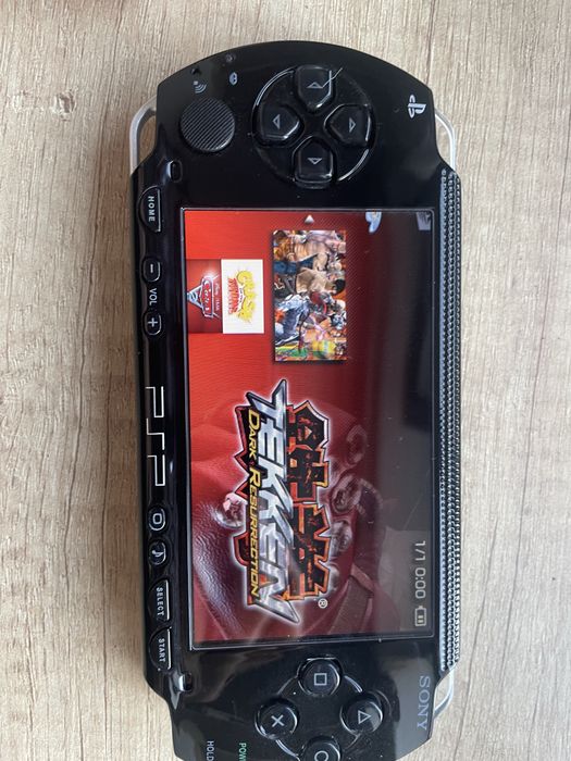 Продам прошитую PSP 1000