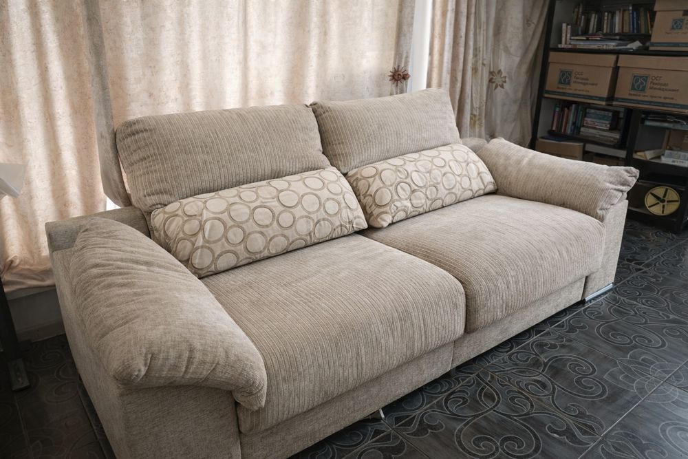 Два итальянских дивана