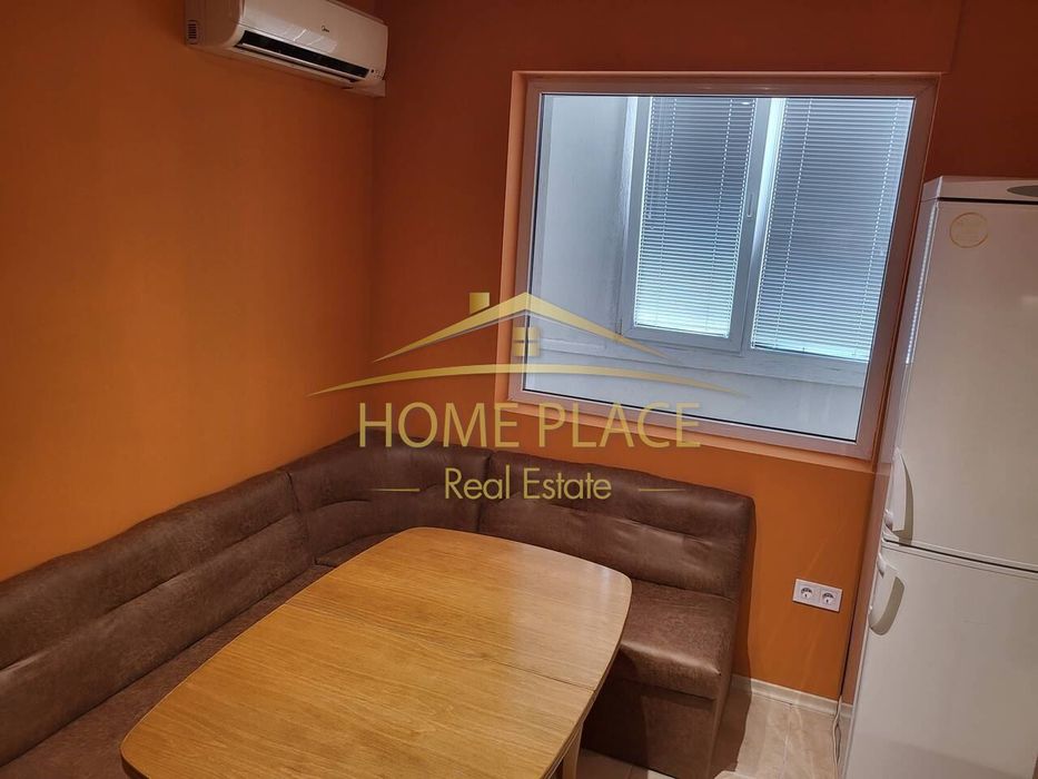 Дава се под наем Тристаен апартамент в Варна, Цветен квартал - 72 кв.м за 561 € - Снимка #1