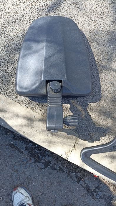 Здрави части за офис стол