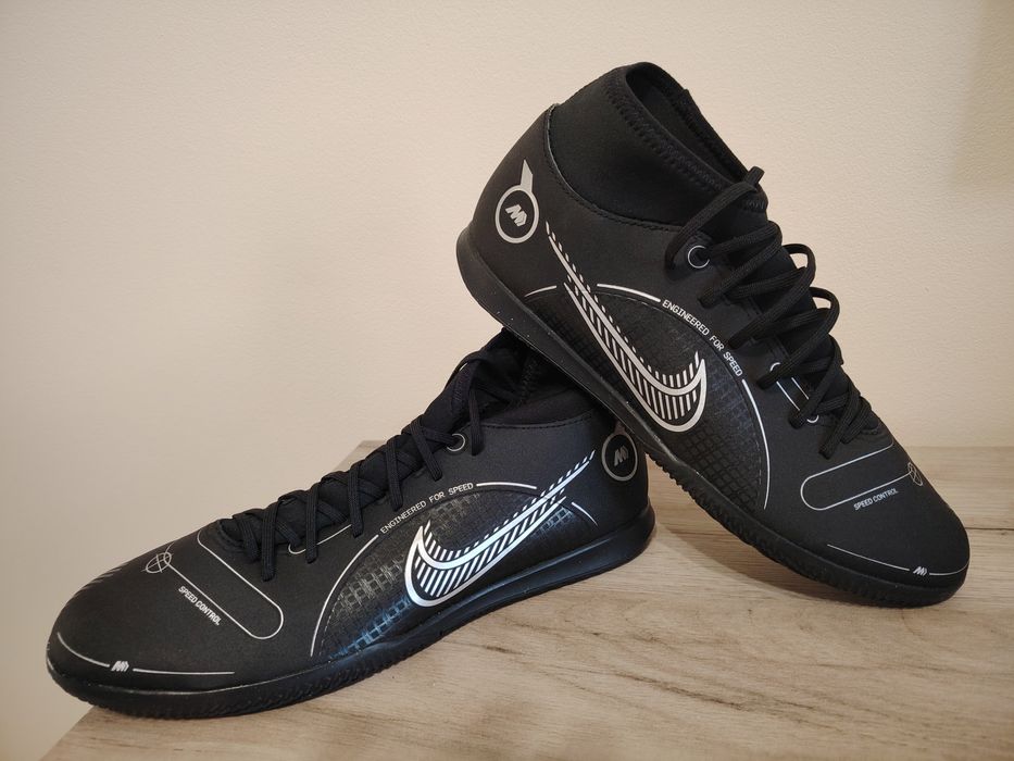 Ghete fotbal sala Nike mercurial superfly 8 club Nr 44