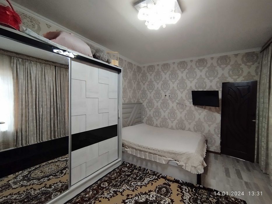 Олмос махаллада 3 сотх 4 хонали ховли сотилади