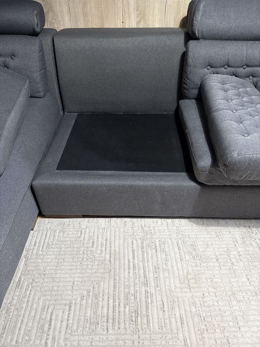 Canapea gri  living cu sezlong, material impermeabil