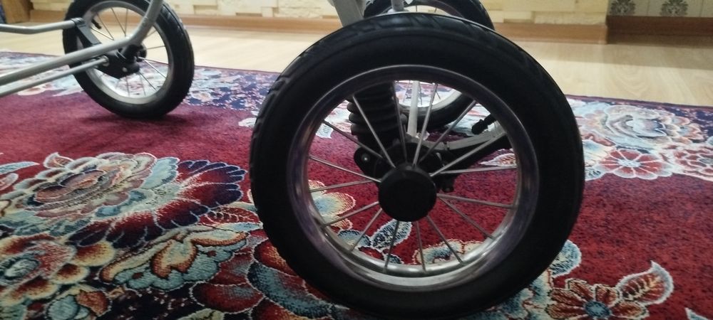 Всесезонная детская коляска PREGO