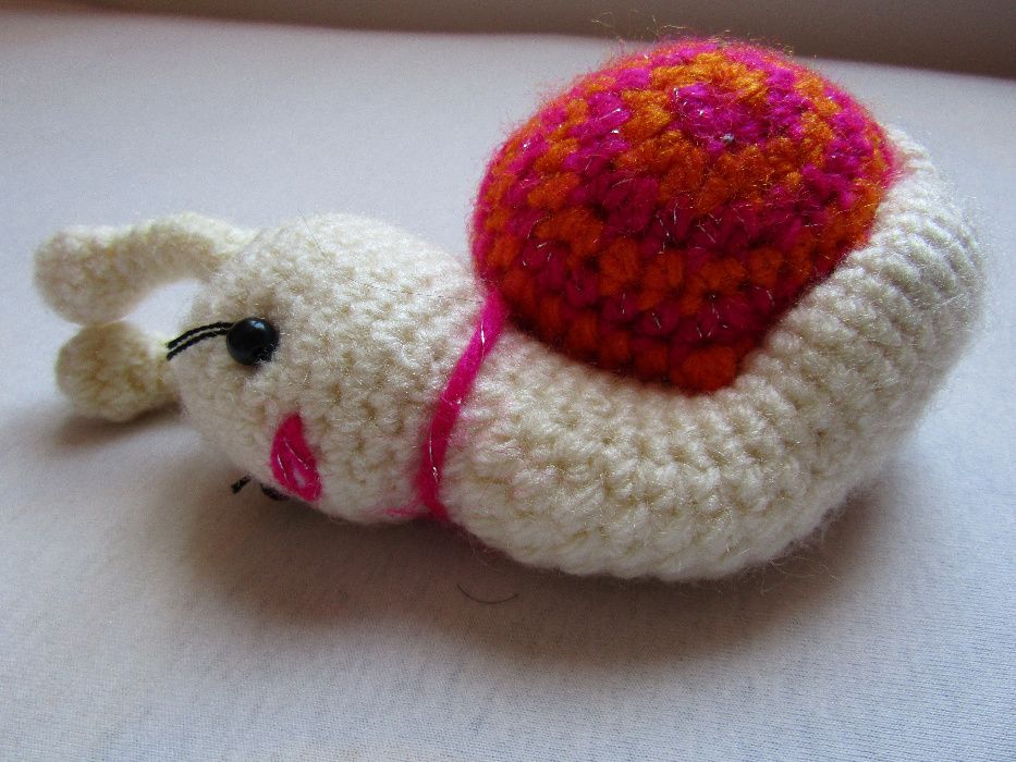 Ръчно плетена голяма играчка