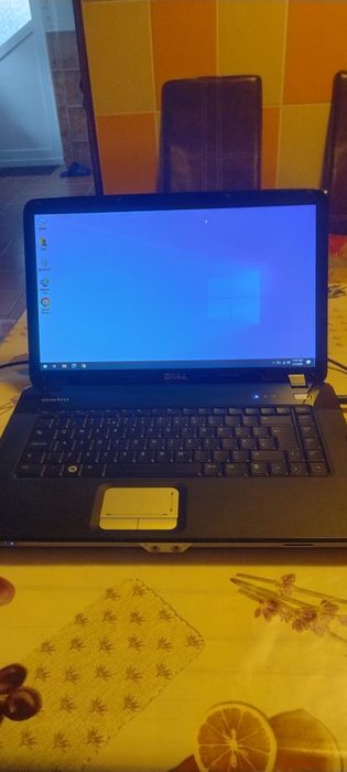 Dell Vostro , 6gb ram , ssd.