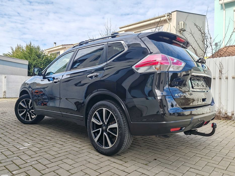 Nissan Xtrail Tekna DCi NaviPieleXenonCmr360InczScauneKeyLesGoCarlig