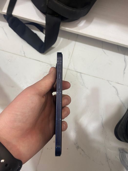 Iphone 12  Iphone 12