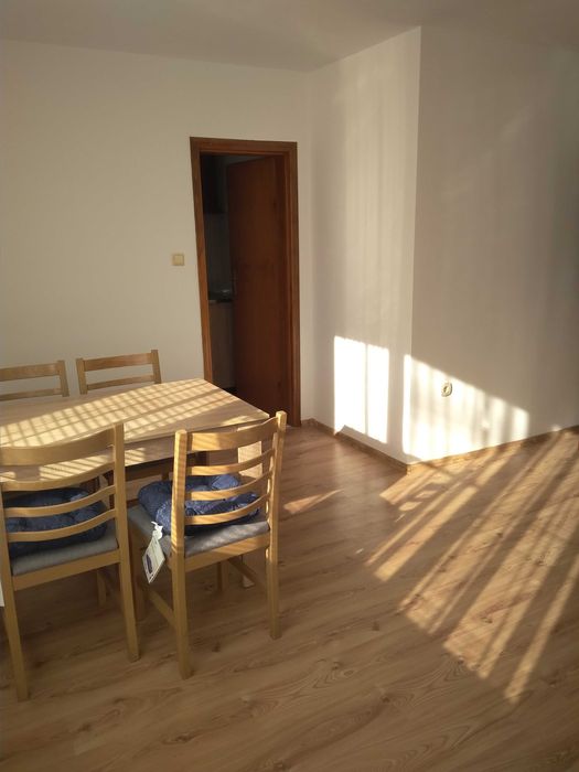 Дава се под наем Четиристаен апартамент в Варна, Левски - 140 кв.м за 510 € - Снимка #3