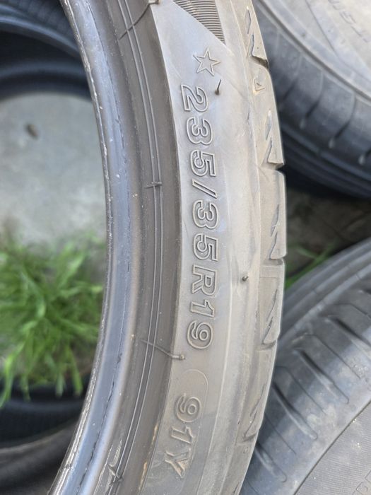 Anvelope BRIDGESTONE 235/35/19