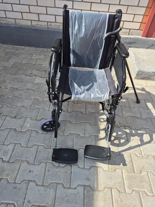Коляска инвалидная новая