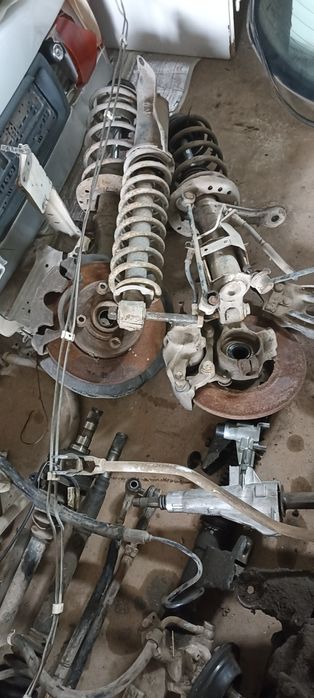 Запчасти на Ауди 80 Б4